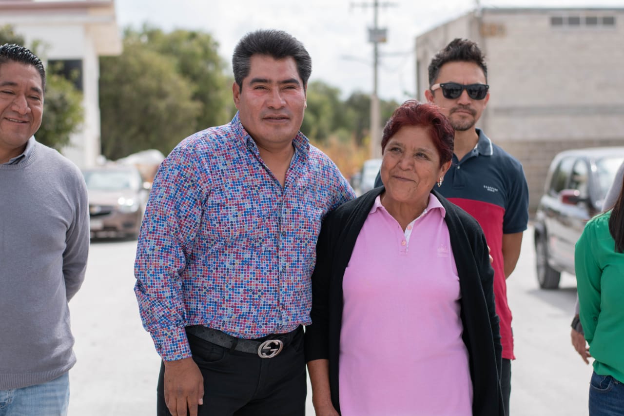 Entrega el gobierno de Zacatelco obra de pavimentación en la colonia Domingo Arenas